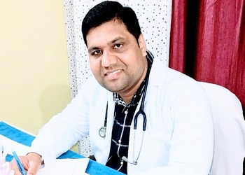 Dr-anshuman-singh-Gastroenterologists-Acharya-vihar-bhubaneswar-Odisha-1