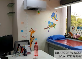 Dr-apoorva-b-shah-pediatrician-neonatologist-Child-specialist-pediatrician-Adajan-surat-Gujarat-2