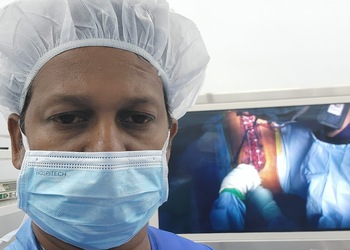 Dr-arun-prakas-Orthopedic-surgeons-Feroke-kozhikode-Kerala-3