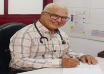 Dr-ashvin-shah-Child-specialist-pediatrician-Manjalpur-vadodara-Gujarat-1