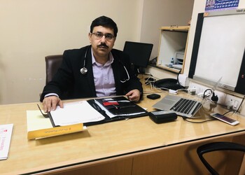 Dr-ashwani-mehta-Cardiologists-Connaught-place-delhi-Delhi-1