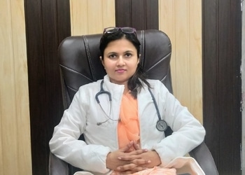 Dr-astha-agarwal-Gynecologist-doctors-Raj-nagar-ghaziabad-Uttar-pradesh-1