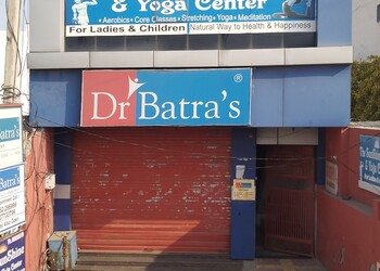 Dr-batras-homeopathy-Dermatologist-doctors-Rohtak-Haryana-1
