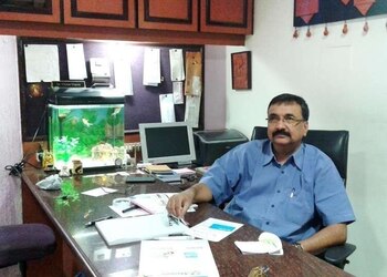Dr-chetan-vispute-Dermatologist-doctors-Vadodara-Gujarat-1