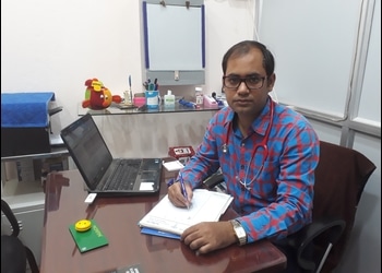 Dr-chinmoy-lath-Child-specialist-pediatrician-Purulia-West-bengal-1