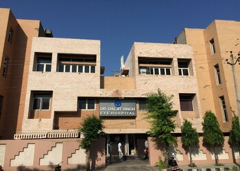 Dr-daljit-singh-eye-hospital-Eye-hospitals-Majitha-Punjab-1
