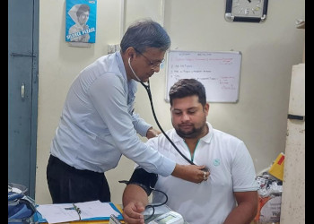 Dr-debtosh-saha-Diabetologist-doctors-Asansol-West-bengal-3