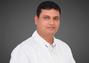 Dr-deepak-khandelwal-Orthopedic-surgeons-Rangbari-kota-Rajasthan-1