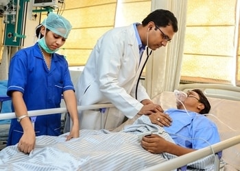 Dr-dinesh-shukla-Neurosurgeons-Civil-lines-jhansi-Uttar-pradesh-3
