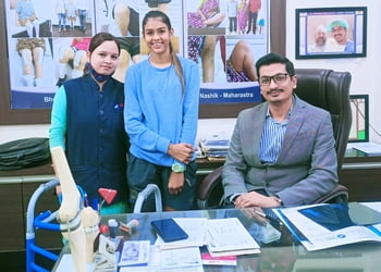 Dr-divyanshu-goyal-Orthopedic-surgeons-Annapurna-indore-Madhya-pradesh-2