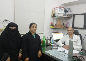 Dr-g-vamshi-krishna-reddy-Cancer-specialists-oncologists-Dilsukhnagar-hyderabad-Telangana-2