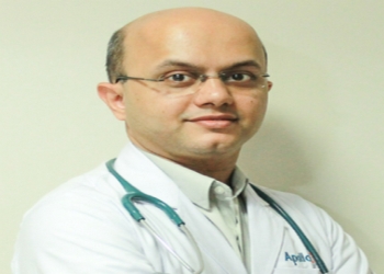 Dr-ganesh-v-kamath-best-pediatrician-near-me-in-koramangala-Child-specialist-pediatrician-Koramangala-bangalore-Karnataka-1
