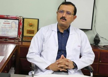 Dr-gaurav-gomber-Child-specialist-pediatrician-Bikaner-Rajasthan-1