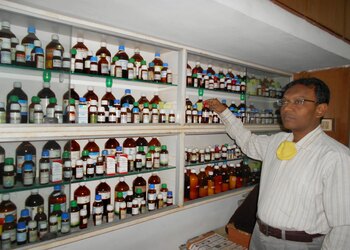 Dr-ghanshyam-homeo-clinic-Homeopathic-clinics-Alkapuri-vadodara-Gujarat-2