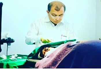 Dr-girish-k-shah-Dermatologist-doctors-Borivali-mumbai-Maharashtra-2