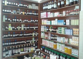 Dr-goutam-prasad-jakhmola-Homeopathic-clinics-Race-course-dehradun-Uttarakhand-3
