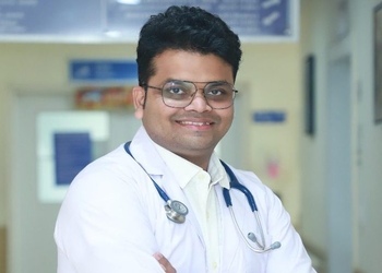 Dr-gunjesh-kumar-singh-Cancer-specialists-oncologists-Bokaro-Jharkhand-1