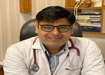 Dr-harsh-bardhan-Diabetologist-doctors-Noida-Uttar-pradesh-1