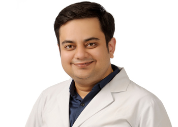Dr-harsh-goyal-Cancer-specialists-oncologists-Kota-Rajasthan-1