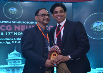 Dr-harsh-saxena-Neurosurgeons-Gorakhpur-jabalpur-Madhya-pradesh-2