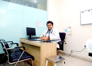 Dr-harshal-shah-Gastroenterologists-Bhanwarkuan-indore-Madhya-pradesh-3