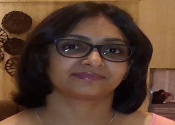 Dr-hina-desai-Child-specialist-pediatrician-Varachha-surat-Gujarat-1