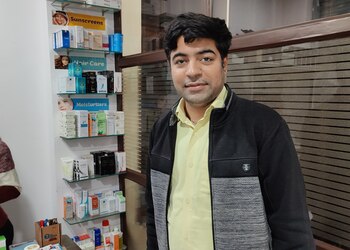 Dr-inder-rajani-Dermatologist-doctors-Bairagarh-bhopal-Madhya-pradesh-2