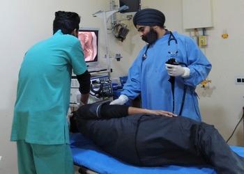 Dr-jasmeet-singh-dhingra-Gastroenterologists-Ludhiana-Punjab-2