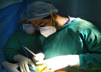 Dr-jatinder-singla-Orthopedic-surgeons-Sector-17-chandigarh-Chandigarh-3