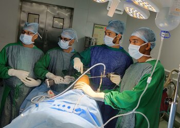 Dr-jeetendra-singh-lodhi-Orthopedic-surgeons-Adhartal-jabalpur-Madhya-pradesh-2