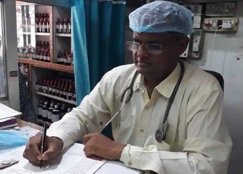 Dr-jk-shrivastava-Homeopathic-clinics-Jhansi-Uttar-pradesh-1