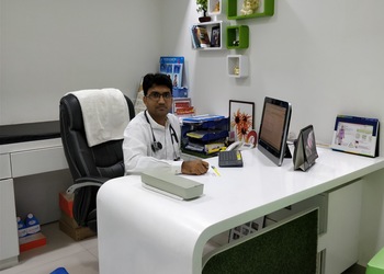 Dr-kalpesh-kavars-diabetes-care-Diabetologist-doctors-Gondal-Gujarat-1