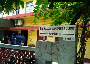 Dr-kalyan-banerjees-clinic-Homeopathic-clinics-New-delhi-Delhi-1