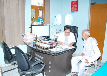 Dr-kamal-kishore-Diabetologist-doctors-Hisar-Haryana-2