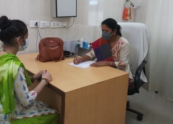 Dr-kavita-verma-Gynecologist-doctors-Kanpur-Uttar-pradesh-1