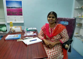 Dr-kosaraju-sushma-Dermatologist-doctors-Vijayawada-Andhra-pradesh-1
