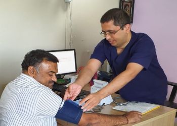 Dr-krishna-v-patil-Kidney-specialist-doctors-Ameerpet-hyderabad-Telangana-3