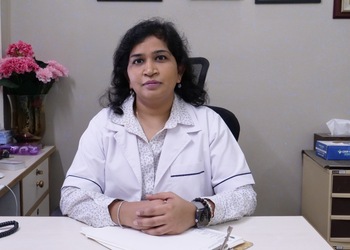 Dr-lipy-gupta-Dermatologist-doctors-Connaught-place-delhi-Delhi-1