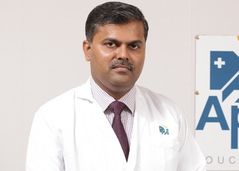 Dr-m-balamurugan-Neurosurgeons-Adyar-chennai-Tamil-nadu-1