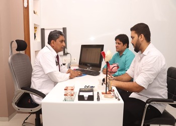 Dr-mahesh-padsalge-Diabetologist-doctors-Navi-mumbai-Maharashtra-2