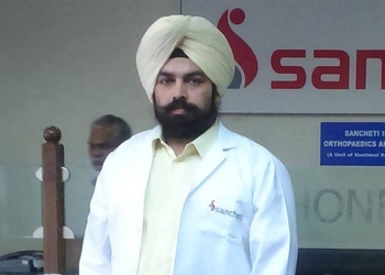 Dr-mandeep-singh-sandhu-Orthopedic-surgeons-Amritsar-Punjab