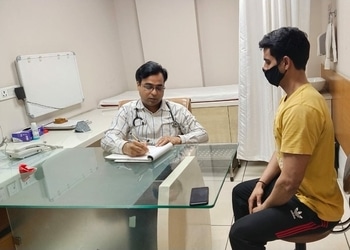 Dr-manish-kumar-gupta-Gastroenterologists-Loni-Uttar-pradesh-2
