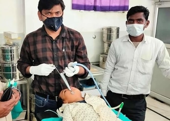 Dr-manish-kumar-jaiswal-Ent-doctors-Allahabad-prayagraj-Uttar-pradesh-3