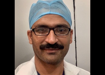 Dr-manish-tiwari-Gastroenterologists-Gorakhpur-jabalpur-Madhya-pradesh-1