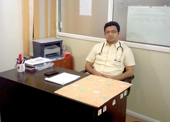 Dr-manish-verma-Child-specialist-pediatrician-Indore-Madhya-pradesh-2