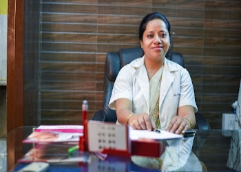 Dr-manisha-bindal-Dermatologist-doctors-Meerut-Uttar-pradesh-2
