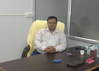 Dr-manohar-l-dawan-Gastroenterologists-Bikaner-Rajasthan-1