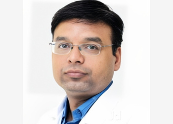 Dr-manoj-agarwal-Child-specialist-pediatrician-Udaipur-Rajasthan-1