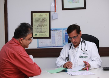 Dr-manoj-sharma-Urologist-doctors-Nanauta-saharanpur-Uttar-pradesh-2
