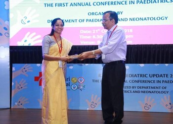 Dr-maya-peethambaran-Gastroenterologists-Palarivattom-kochi-Kerala-2